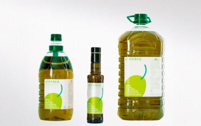Garrafas de aceite de oliva virgen extra en 5L de cooperativa
